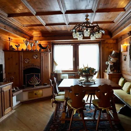 Alvera Luxury - Centro Lägenhet Cortina dʼAmpezzo